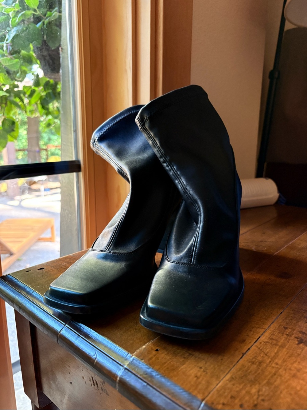 Alohas Clover Black Vegan Leather Ankle Boots